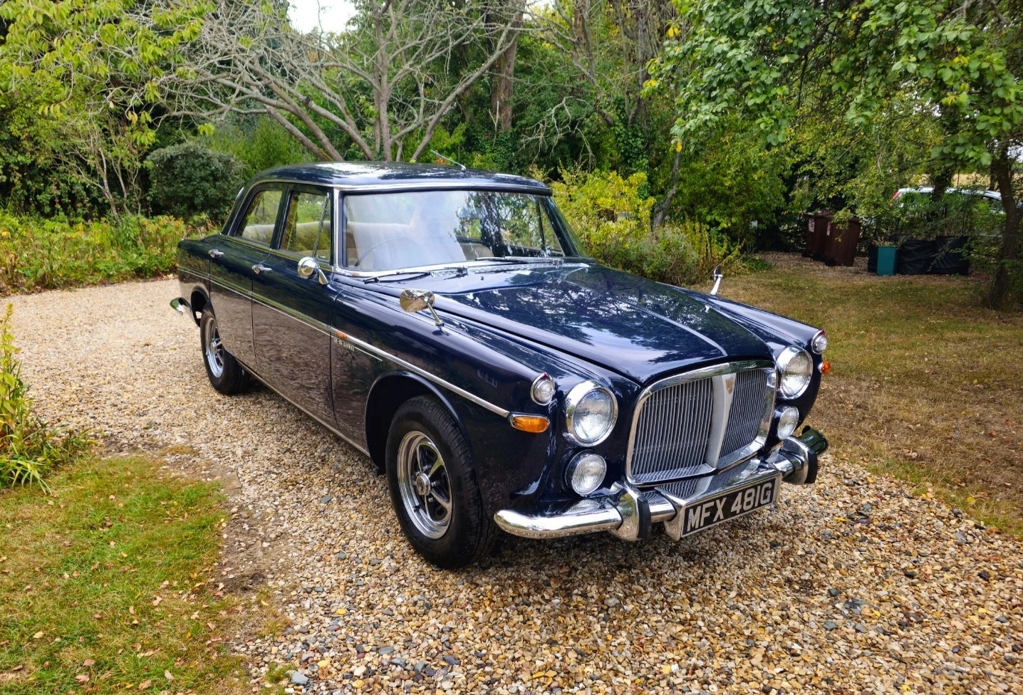 Image of Rover P5